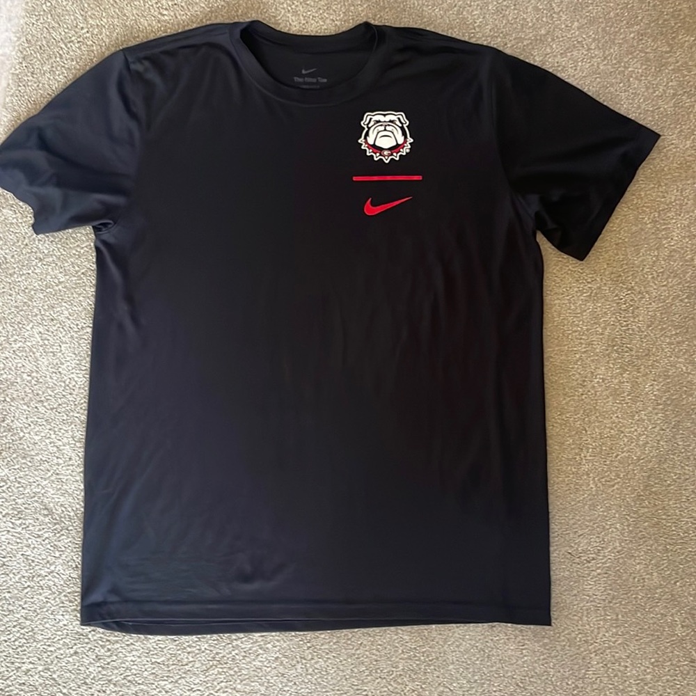 Nike, Georgia Bulldogs, Mens tee shirt, XL, Fri-fit, 100% polyester